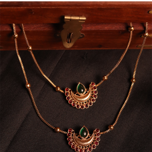 Traditional Half Moon Kemp Stone Anklet