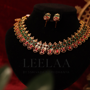 Flower Kemp Stone Necklace with Earrings