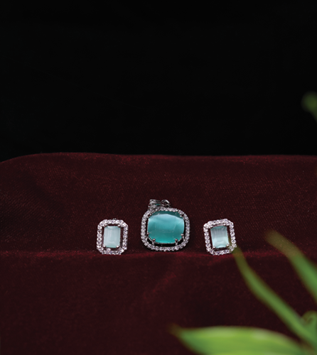 Pendant Sets