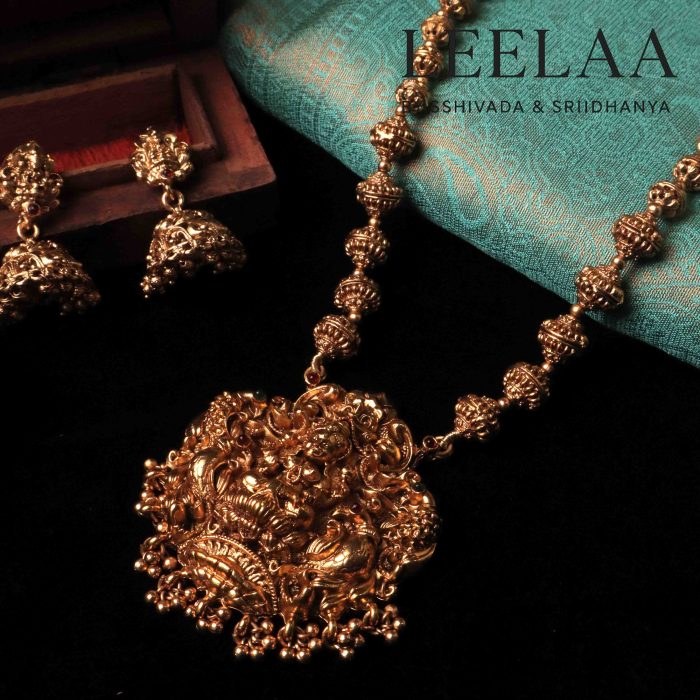 Beaded Antique Temple Haaram with Lakshmi Pendant & Jhumka12