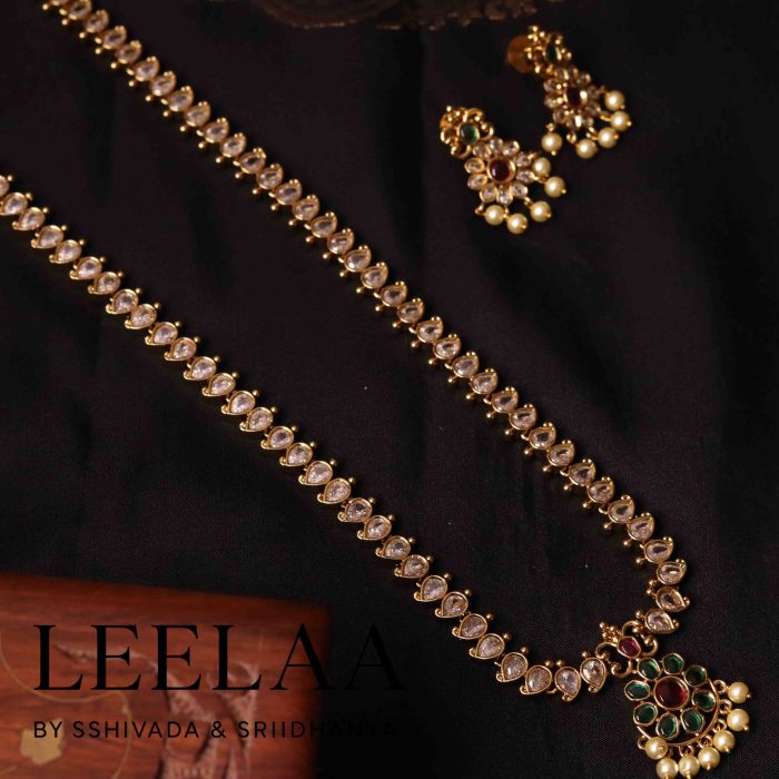 Premium Kemp & White Stone Haaram with Floral Pendant and Earrings2