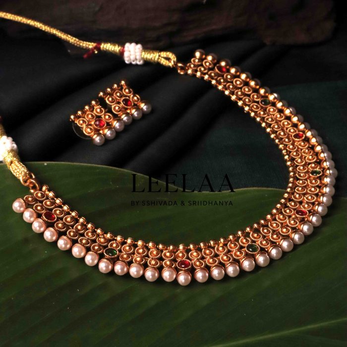 Simple golden & pearl necklace with Earrings 2