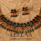 Traditional Flower Kemp Stone Necklace 3 Logo