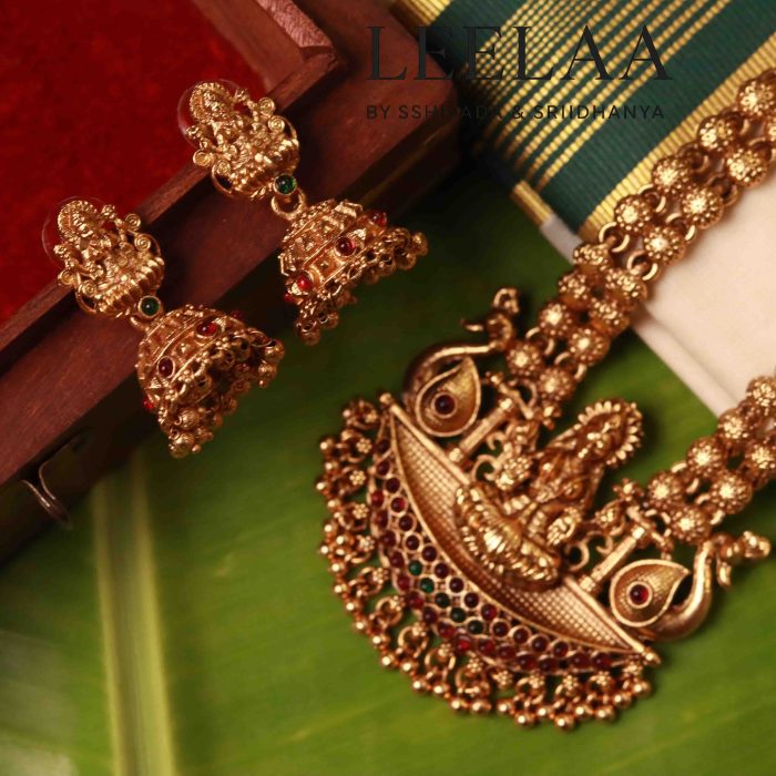 Traditional Temple Haram with Lakshmi Pendant and Jhumka Set3