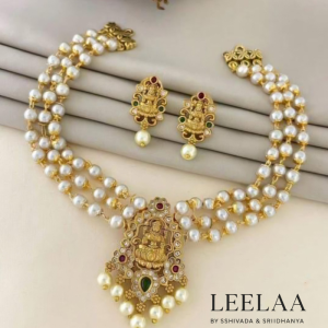 3 layered Pearl Lakshmi Chocker with Earrings