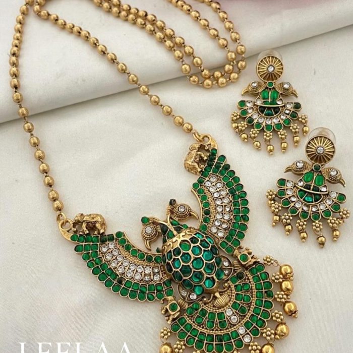 H135 Green Majestic Emerald Peacock haaram